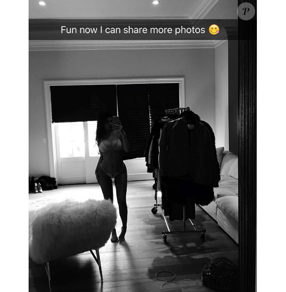 Kylie Jenner exhibe ses courbes plantureuses quelques heures après sa soeur Kim Kardashian. Photo publiée sur Snapchat, le 7 juillet 2016
