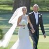 Exclusif - L'ancien joueur de baseball Derek Jeter et Hannah Davis se sont mariés au Meadowood Napa Valley Resort à St. Helena, le 9 juillet 2016.  Exclusive - For Germany Call For Price - Former professional baseball player Derek Jeter marries Hannah Davis at Meadowood Napa Valley Resort in St. Helena, California on July 9, 2016. The two are seen holding each other's hand as they walk away as newlyweds. Hannah wore a fitted white dress that came off the hips into a long, flowy train. Derek wore a sleek black tux.09/07/2016 - St Helena