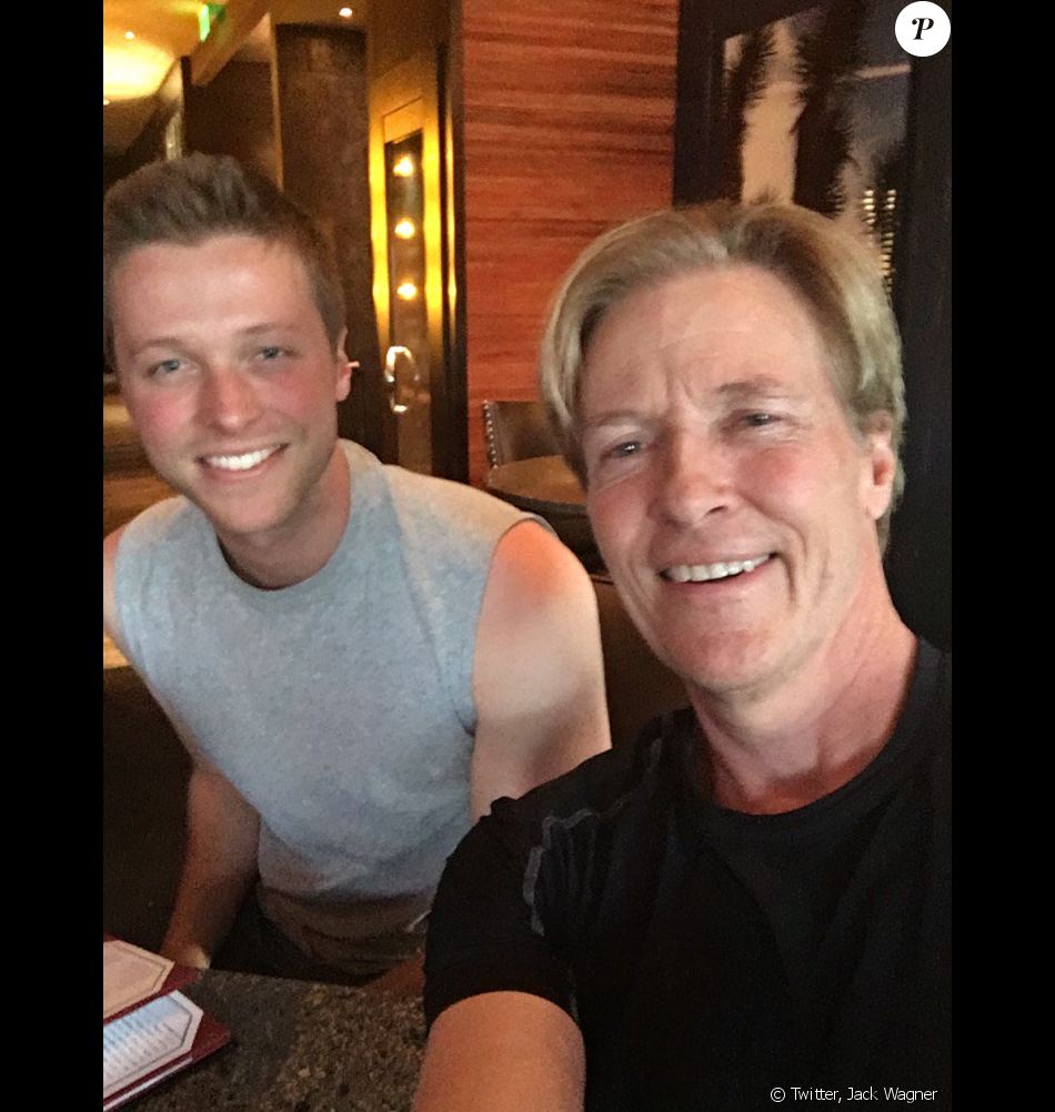 Jack Wagner et son fils Harrison en mai 2016. - Purepeople