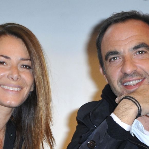 Exclusif - Elsa Fayer et Nikos Aliagas - 3ème présentation du Spot "e-fluent mums", le salon des parents blogueurs, au Palais Brongniart à Paris, le 3 décembre 2014.