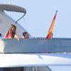 Lionel Messi profitait le 12 juillet 2016 de ses vacances en famille avec sa femme Antonella Roccuzzo, leurs fils Thiago et Mateo et leurs proches à Ibiza.