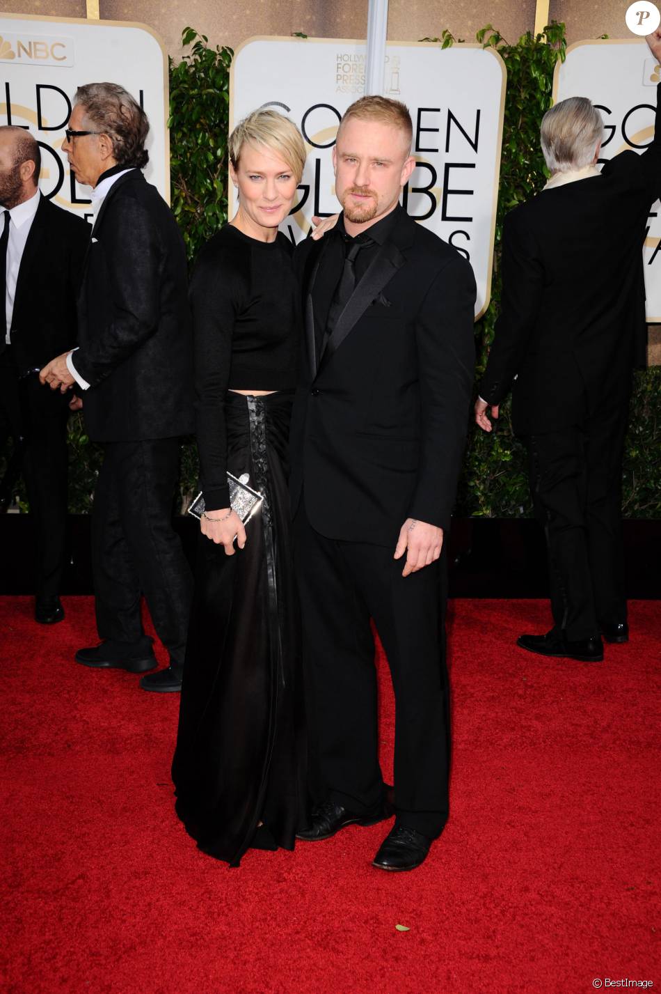 Robin Wright et son fiancé Ben Foster (habillés en Ralph Lauren) à La 72ème cérémonie annuelle des Golden Globe Awards à Beverly Hills, le 11 janvier 2015.