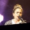 Yael Naim en concert au Fnac Live Festival 2016 sur le parvis de l'Hôtel de Ville à Paris. Le 21 juillet 2016 © Lise Tuillier