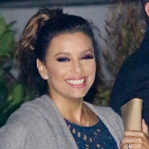 Eva Longoria et son mari José Baston dînent en famille au restaurant Nobu de Los Angeles, le 22 juillet 2016