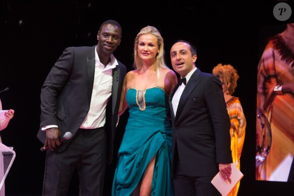 Omar Sy - Lot 3 offert par la Bank Julius Baer (Monaco) - Tombola présentée par Omar Sy et Maïtena Biraben lors du 68ème Bal de la Croix-Rouge monégasque dans la salle des Etoiles du Sporting Monte-Carlo à Monaco, le 23 juillet 2016. © Palais Princier / Pierre Villard / Monte Carlo Société des Bains de Mer via Bestimage