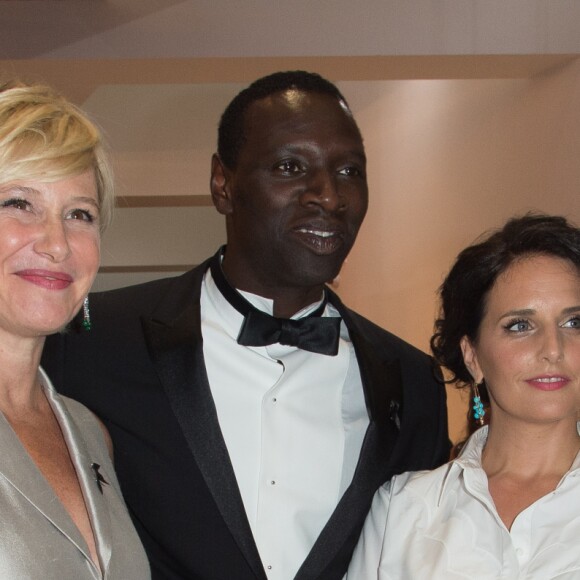 Maïtena Biraben, Omar Sy et sa femme Hélène - Arrivées au 68ème gala de la croix rouge Monégasque dans la salle des Etoiles du Sporting Monte-Carlo à Monaco, le 23 juillet 2016. © Palais Princier/Pierre Villard/Monte Carlo Société des Bains de Mer via Bestimage