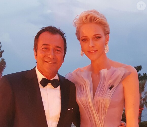 Charlene de Monaco et Bernard Montiel au 68ème gala de la Croix-Rouge Monégasque dans la salle des Etoiles du Sporting Monte-Carlo à Monaco, le 23 juillet 2016.