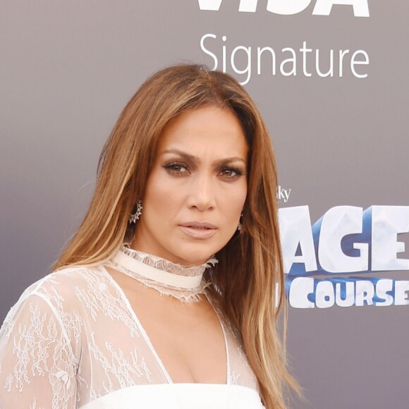 Jennifer Lopez lors de la première de "Ice Age: Collision Course" à Los Angeles, le 16 juillet 2016