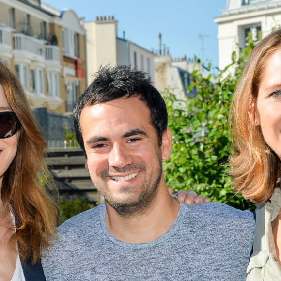 Carla Bruni-Sarkozy, Alex Goude et Maud Fontenoy - Présentation du programme pédagogiques de la Fondation M. Fontenoy à l'école Gustave Rouanet à Paris, le 22 juin 2016. © Veeren/Bestimage