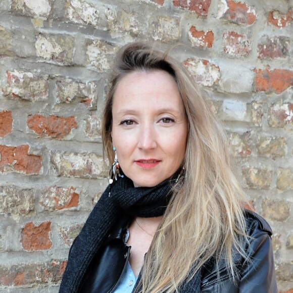 Audrey Lamy (sac Barbara Bui et habillée par the Kooples), enceinte - Rencontre avec l'équipe du film "Tout pour être heureux" de Cyril Gelblat lors du 6ème festival 2 Valenciennes le 17 mars 2016 . © Veeren / Bestimage