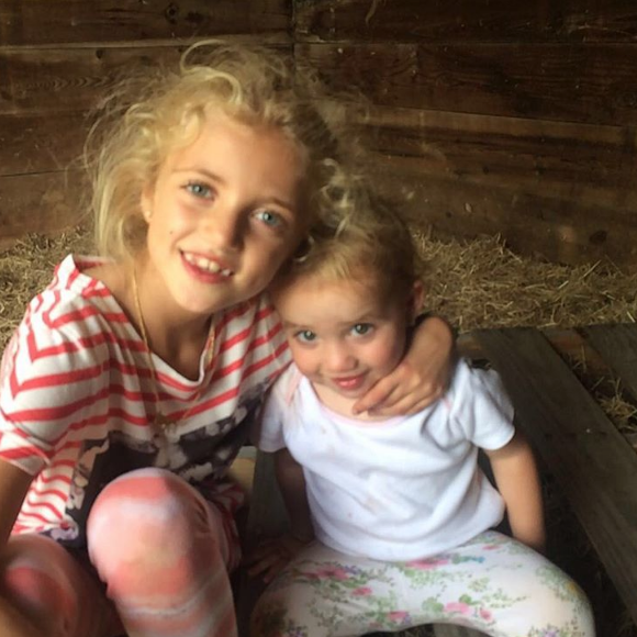 Katie Price a publié une photo de ses filles Princess et Bunny sur sa page Instagram