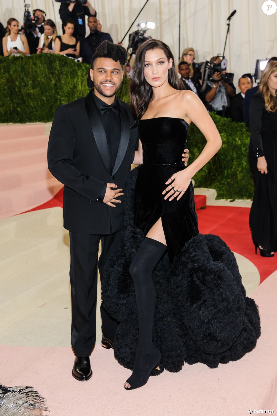 The Weeknd et sa compagne Bella Hadid - Met Gala 2016 au Metropolitan