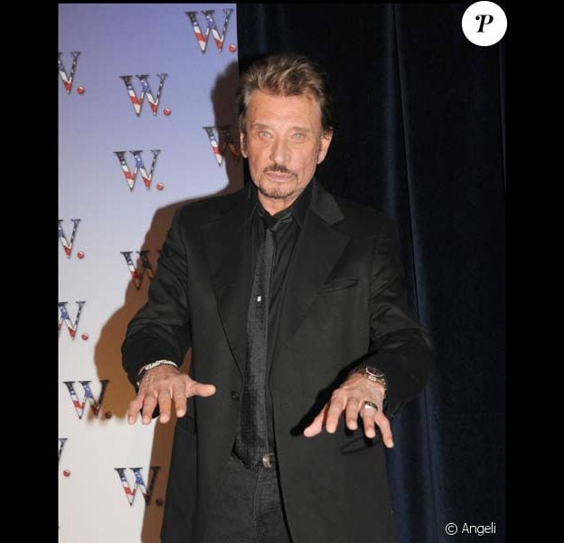 Johnny Hallyday Encore Malmene Par Un Petit Jeune Purepeople