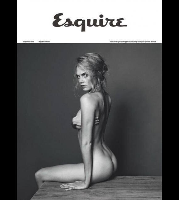 Cara Delevingne nue en couverture d'Esquire, numéro de septembre 2015.