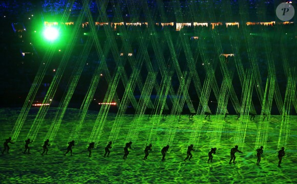 Cérémonie d'ouverture des Jeux Olympiques (JO) de Rio 2016 à Rio de Janeiro, Brésil le 5 aout 2016.   Performers take part in the opening ceremony of the Rio 2016 Summer Olympic Games at the Maracana Stadium.05/08/2016 - Rio de Janeiro