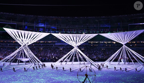 Cérémonie d'ouverture des Jeux Olympiques (JO) de Rio 2016 à Rio de Janeiro, Brésil le 5 aout 2016.   Performers take part in the opening ceremony of the Rio 2016 Summer Olympic Games at the Maracana Stadium.05/08/2016 - Rio de Janeiro