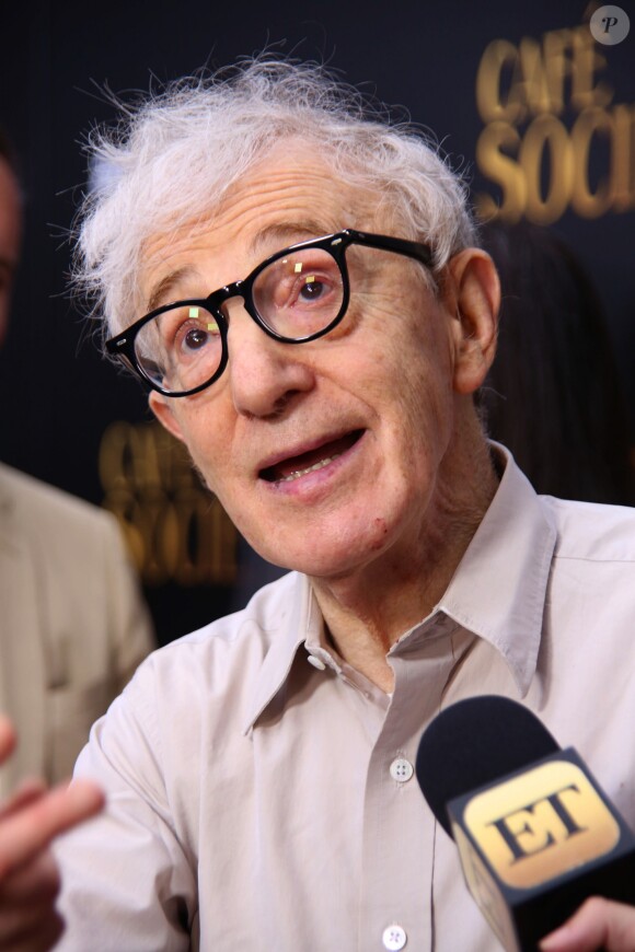 Woody Allen à la première de 'Cafe Society' au Cinema Society à New York, le 13 juillet 2016 © Sonia Moskowitz/Globe Photos via Bestimage