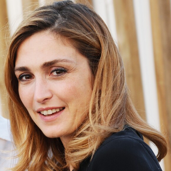 Julie Gayet - Présentation du film "La fille du patron' à Sète à l'occasion du Sun Sète Festival le 11 juillet 2016.