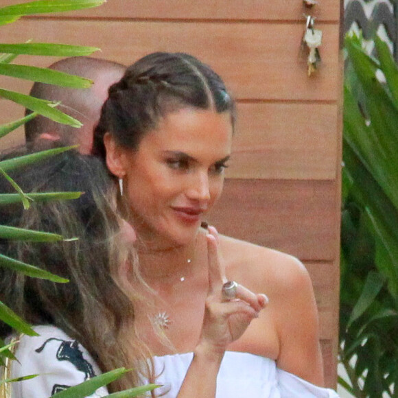 Alessandra Ambrosio et Adriana Lima à Rio de Janeiro, le 9 août 2016.
