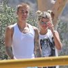 Justin Bieber et Sofia Richie se baladent ensemble sur les hauteurs de Hollywood. Les deux jeunes gens étaient plus complices que jamais, se tenant de temps en temps par la main, comme un vrai couple. Alors sont-ils amis ou amants ? Ils semblent que quelque chose de sérieux se passe entre eux d'autant que Sofia Richie est sortie de chez Justin Bieber vêtue d'un...pyjama. Le 10 août 2016