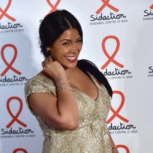 Ayem Nour enceinte - Soirée de lancement du Sidaction 2016 au Musée du Quai Branly à Paris le 7 mars 2016. © Giancarlo Gorassini/Bestimage