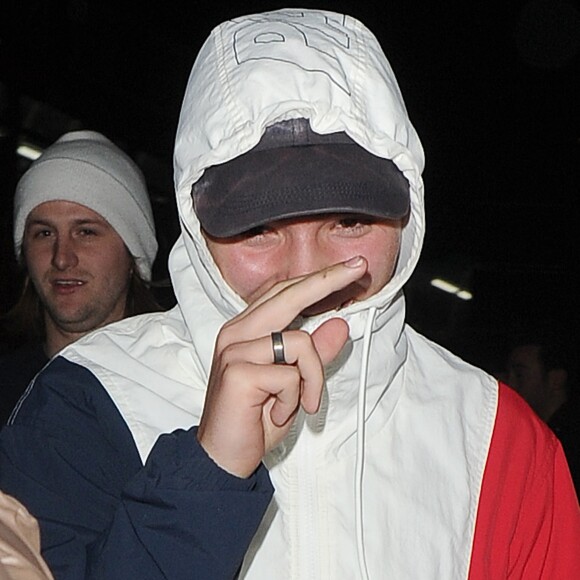 Madonna, de bonne humeur, et son fils Rocco Ritchie arrivent au théâtre pour assister au spectacle "You Me Bum Bum Train" à Londres. Le 16 avril 2016