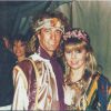 Robin Gibb et Dwina célébrant leur premier anniversaire de mariage au début des années 80. Une photo personnelle dévoilée par Dwina le 30 juillet 2014 pour annoncer la sortie d'un album posthume.