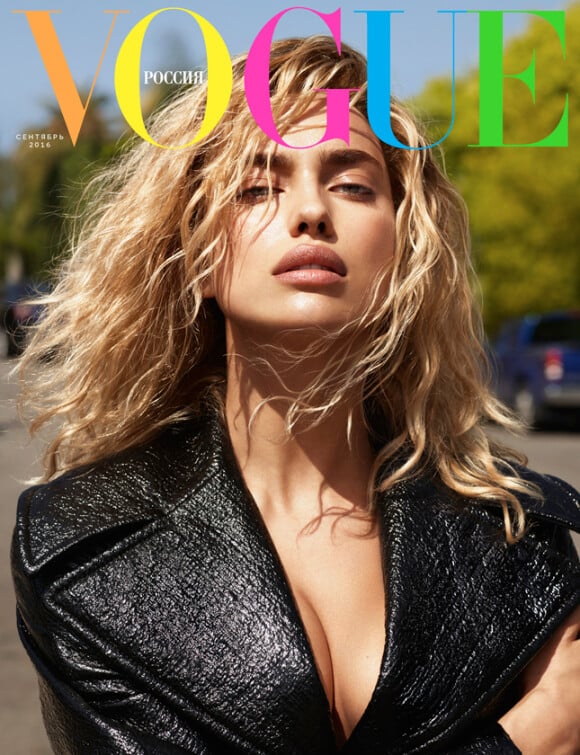 Irina Shayk en couverture du numéro de septembre 2016 du magazine Vogue Russia. Photo par Mert et Marcus.