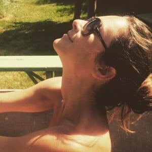 Emmanuelle Boidron topless sur Instagram, mardi 26 juillet 2016