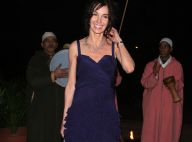 REPORTAGE PHOTOS : Anne Parillaud, super sexy en mini robe, s'éclate en célibataire...