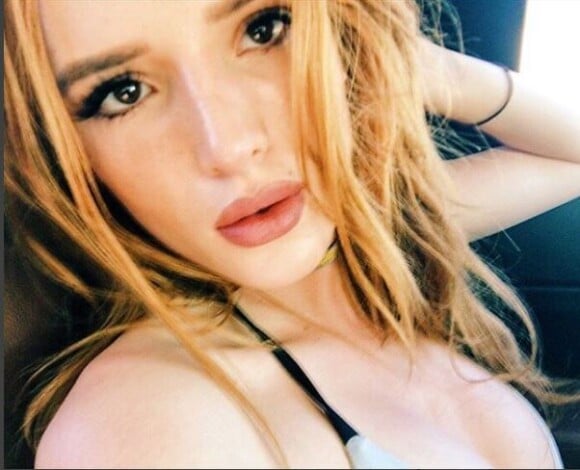 Bella Thorne en mode selfie sur Instagram. Août 2016
