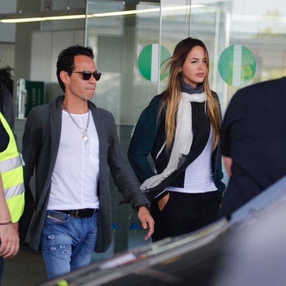 Exclusif - Marc Anthony arrive avec sa femme Shannon de Lima et son fils Ryan à Barcelone. Shannon est allée ensuite faire du shopping avec Ryan. Le 30 juin 2016