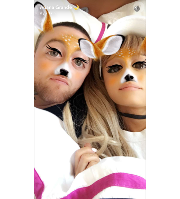 Ariana Grande et son compagnon, le rappeur Mac Miller, ne se quittent plus (août 2016).