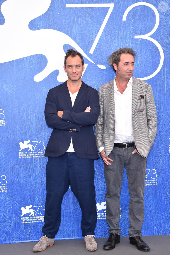 Jude Law, Paolo Sorrentino lors du photocall du film ''The Young Pope'' lors du 73ème Festival du Film de Venise, la Mostra, le 3 septembre 2016.