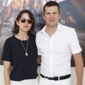 Exclusif - Prix Spécial - No Tabloïd - No Web No Blog - Marion Cotillard et son compagnon Guillaume Canet - People lors du Longines Paris Eiffel Jumping au Champ-de-Mars à Paris, le 4 juillet 2015.  Exclusive - No Tabloids Use - For Germany Call For Price - No Web No Blog - People at Longines Paris Eiffel Jumping at the Champ-de-Mars in Paris on July 4th, 2015.04/07/2015 - Paris