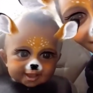Kim Kardashian célèbre les 9 mois de son fils, Saint West, sur Snapchat le 5 septembre 2016.