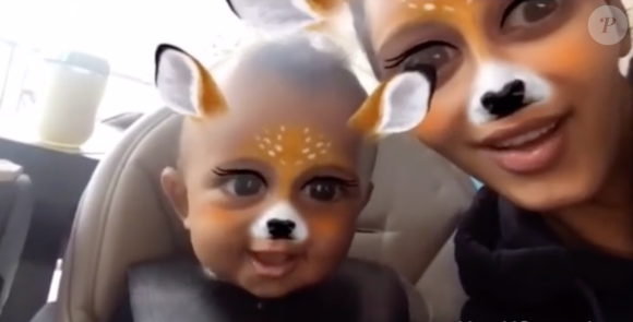 Kim Kardashian célèbre les 9 mois de son fils, Saint West, sur Snapchat le 5 septembre 2016.