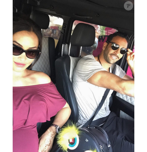 Sidonie Biémont, compagne d'Adil Rami, a accouché le 7 septembre 2016 de jumeaux, Zayn et Madi. Photo Instagram été 2016.