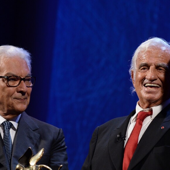 Sophie Marceau, Paolo Baratta, Jean Paul Belmondo - Remise du Lion d'Or à Jean-Paul Belmondo pour l'ensemble de sa carrière lors du 73e Festival du Film de Venise, la Mostra. Le 8 septembre 2016 7