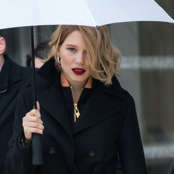 Léa Seydoux - Sorties du défilé de mode prêt-à-porter "Louis Vuitton", collection automne-hiver 2016/2017, à Paris. Le 9 mars 2016 © Cyril Moreau / Bestimage