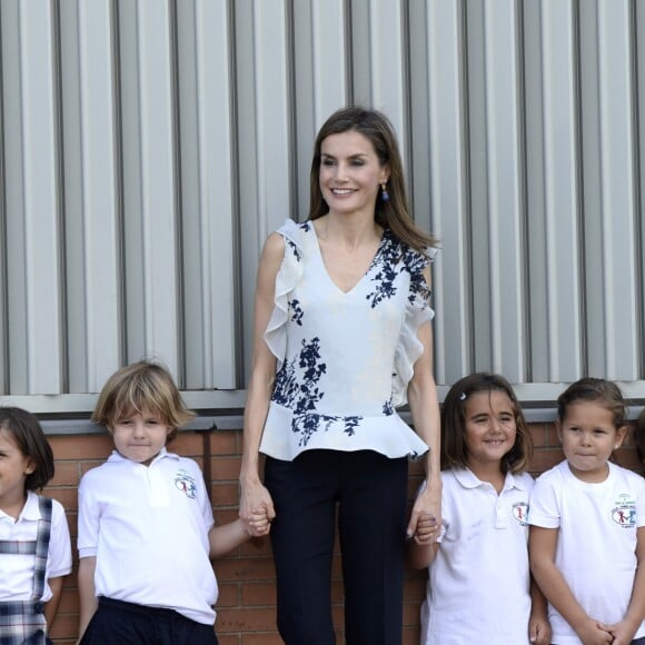 La reine Letizia d'Espagne inaugurait officiellement l'année scolaire 2016-2017 à l'école Ginés Morata d'Almeria, en Andalousie, le 13 septembre 2016.