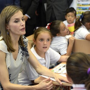 La reine Letizia d'Espagne inaugurait officiellement l'année scolaire 2016-2017 à l'école Ginés Morata d'Almeria, en Andalousie, le 13 septembre 2016.