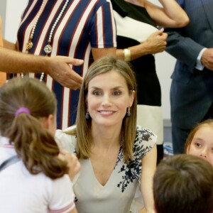 La reine Letizia d'Espagne inaugurait officiellement l'année scolaire 2016-2017 à l'école Ginés Morata d'Almeria, en Andalousie, le 13 septembre 2016.