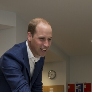 Le prince William, duc de Cambridge, en visite à la Caius House, un centre pour les jeunes à Londres dans le quartier de Battersea le 14 septembre 2016.