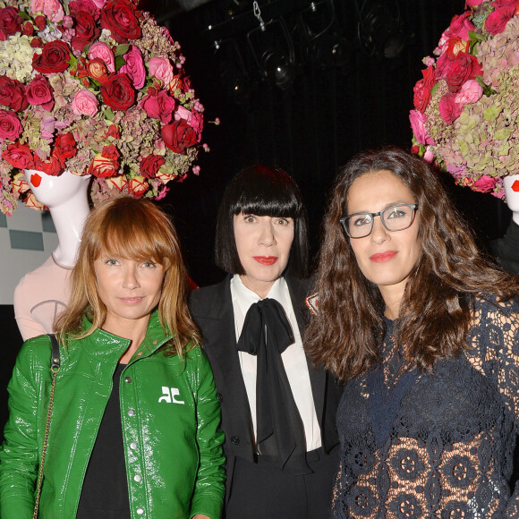 Elisa Tovati, Chantal Thomass et Axelle Laffont à la soirée "Chantal Thomass Damart" au club Les Bains. La célèbre créatrice de mode s'est associée à Damart pour designer une collection de lingerie mise en vente en hiver 2016. Paris, le 15 septembre 2016. © Ramsamy Veeren/Bestimage