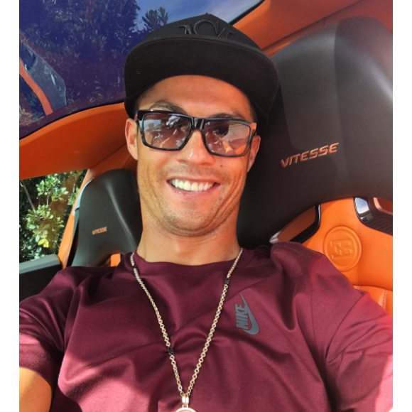 Cristiano Ronaldo, selfie dans sa Lamborghini après l'entraînement, photo Instagram septembre 2016.