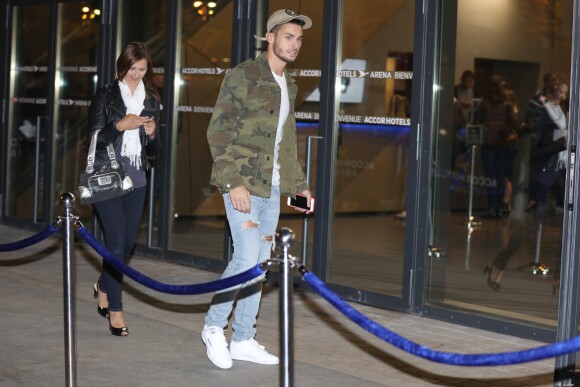 Exclusif - Baptiste Giabiconi arrive au concert de Justin Bieber à l'AccorHotels Arena à Paris dans le cadre de sa tournée "Purpose World Tour", le 20 septembre 2016.