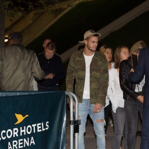 Exclusif - Baptiste Giabiconi arrive au concert de Justin Bieber à l'AccorHotels Arena à Paris dans le cadre de sa tournée "Purpose World Tour", le 20 septembre 2016.