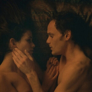 Anton Yelchin et Lucie Lucas dans Porto, film de Gabe Klinger