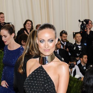 Olivia Wilde - Soirée Costume Institute Benefit Gala 2016 (Met Ball) sur le thème de "Manus x Machina" au Metropolitan Museum of Art à New York, le 2 mai 2016.